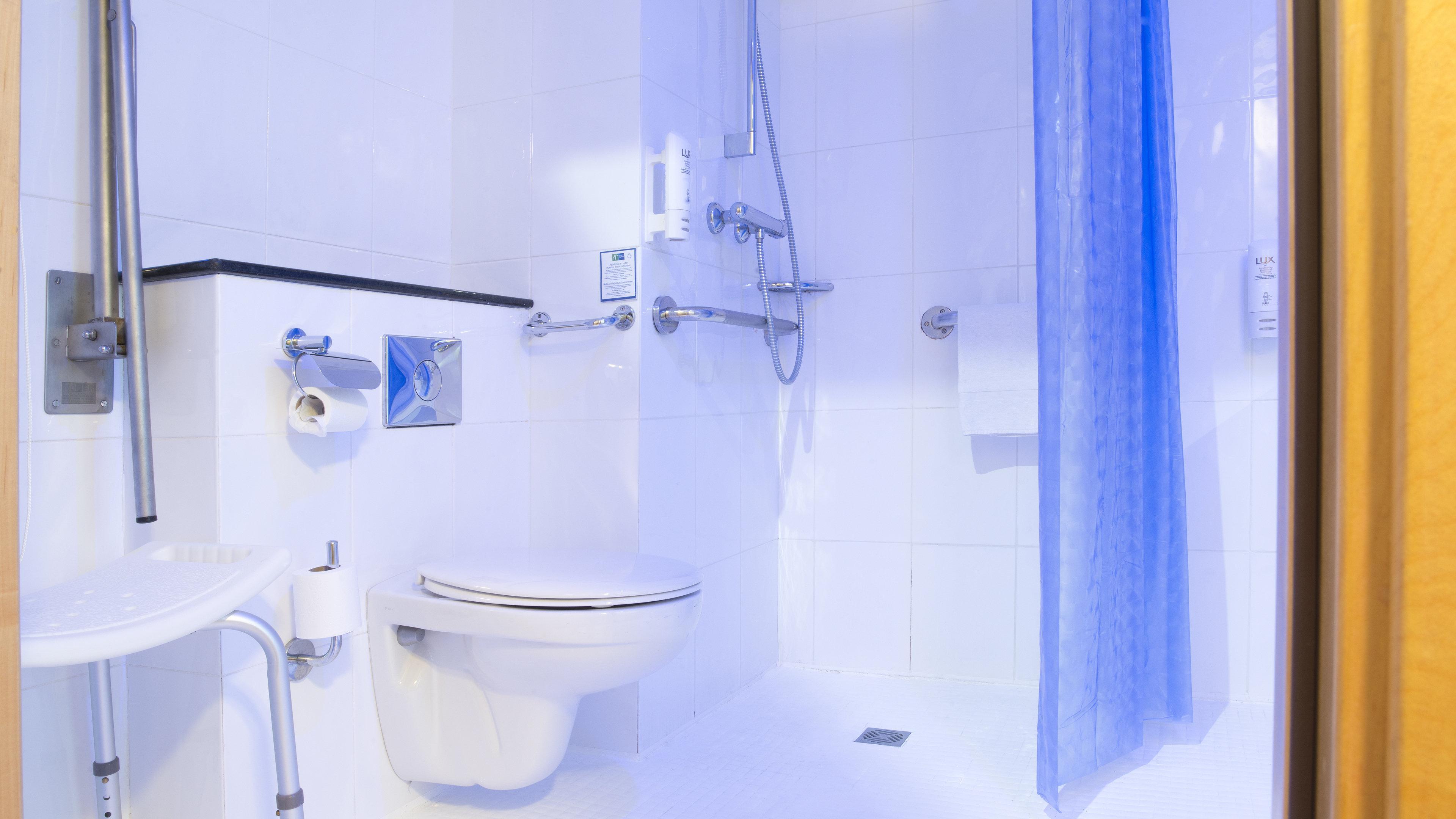 Holiday Inn Express Madrid-Getafe By Ihg Bagian luar foto