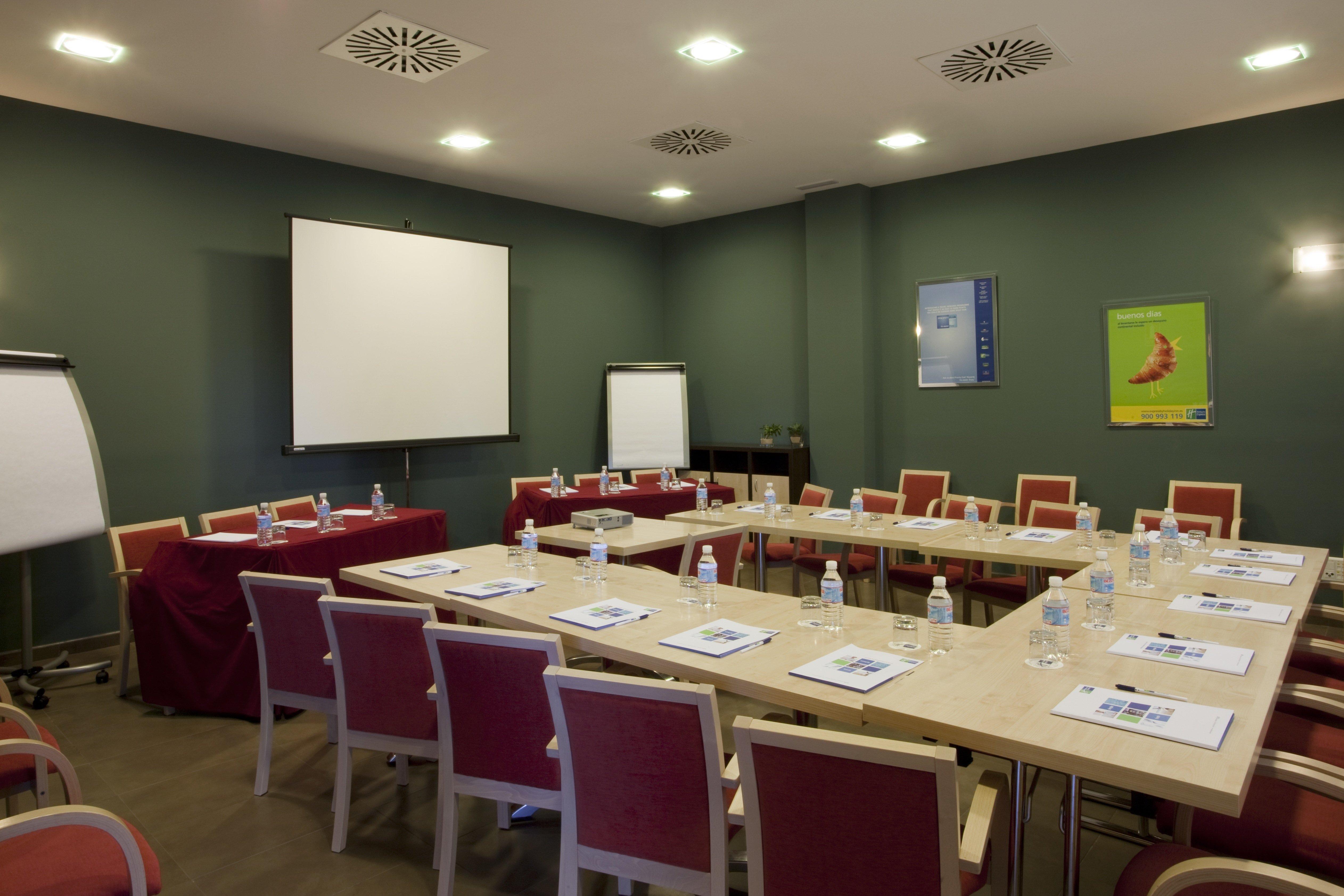 Holiday Inn Express Madrid-Getafe By Ihg Bagian luar foto
